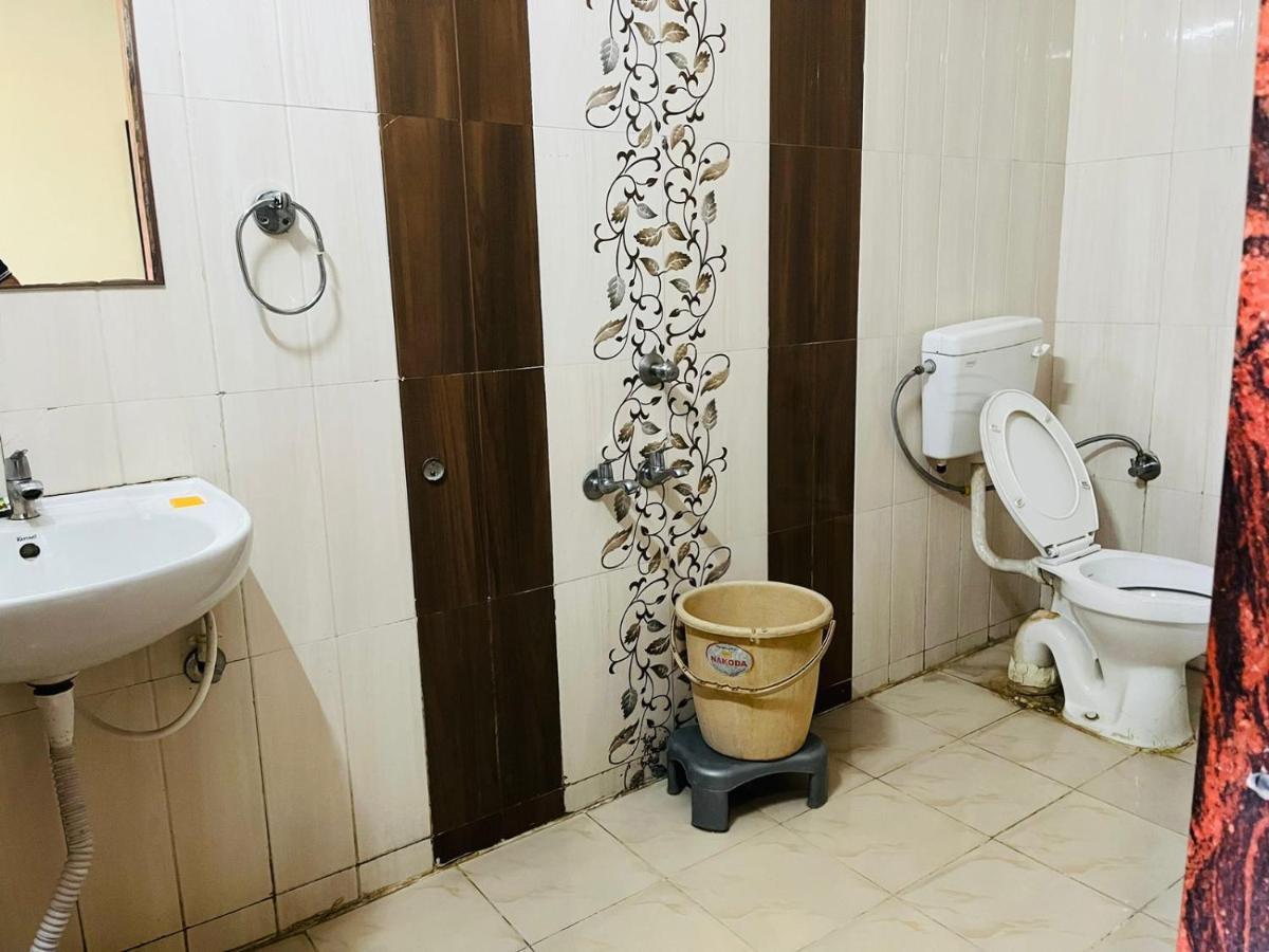 Jmc Hotel Lavish Akolia 외부 사진